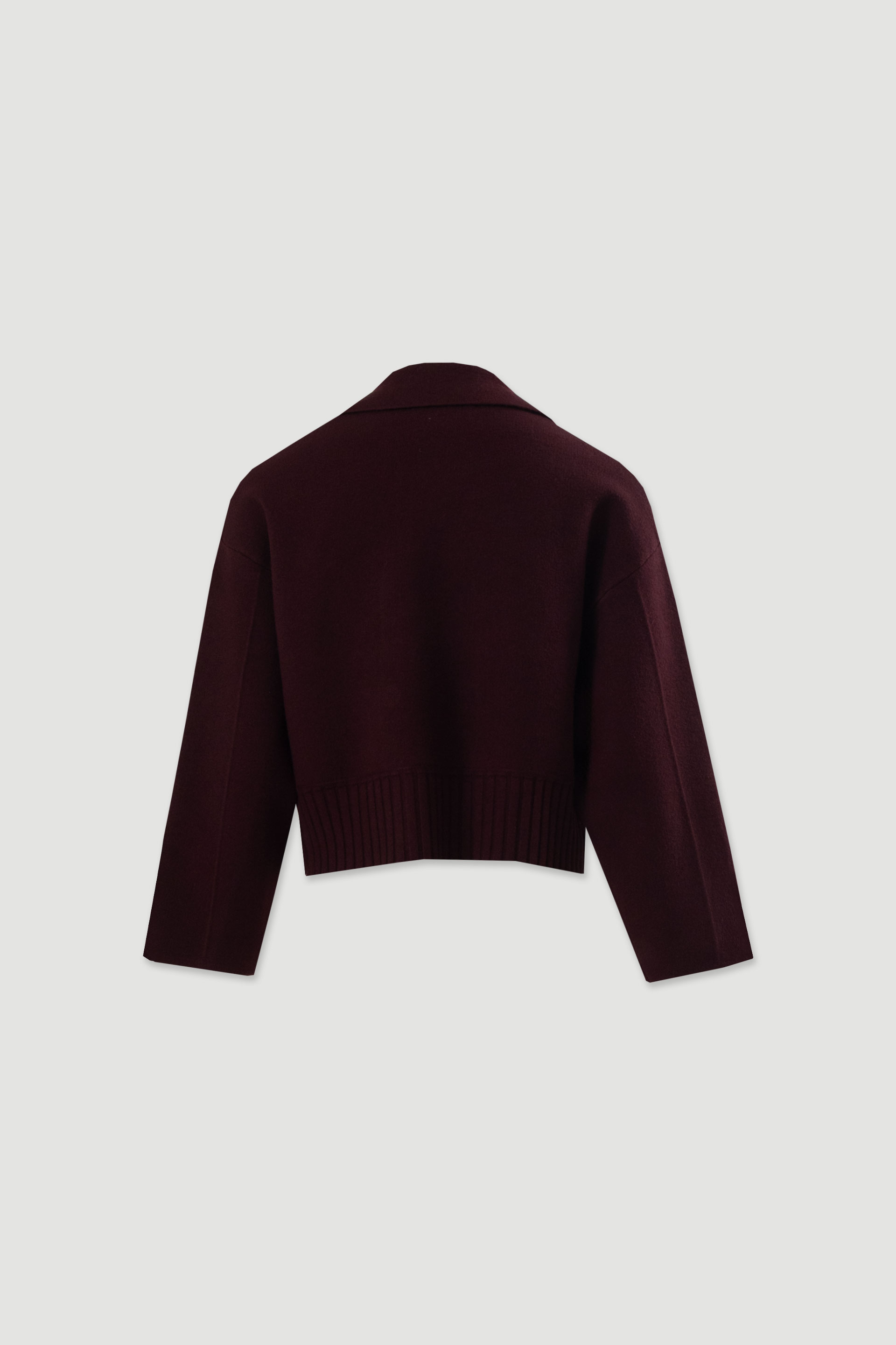 Cropped knit jacket with double-breasted fastening