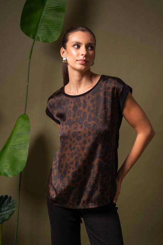 Printed short-sleeve top Printed short-sleeve top
