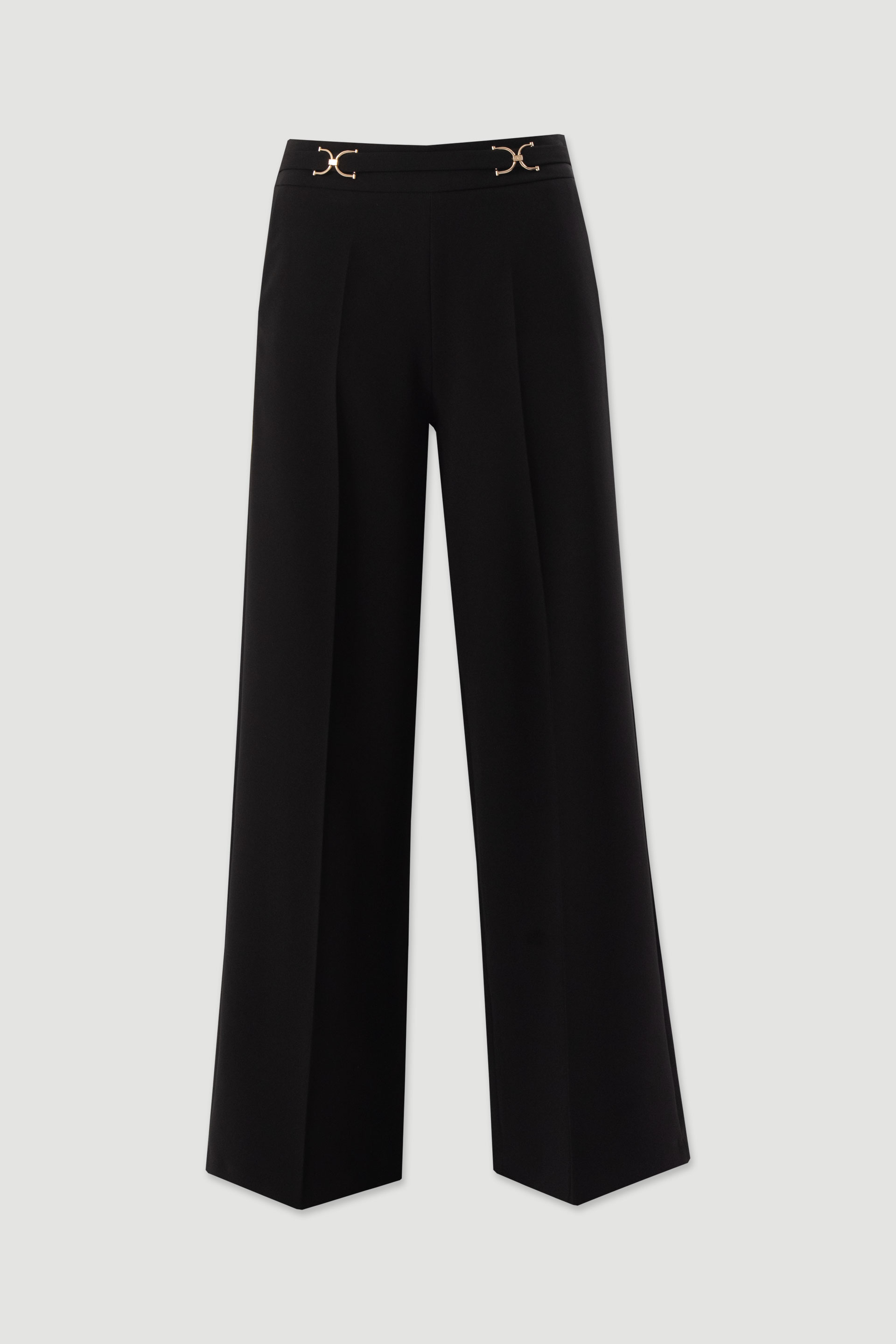 Calça wide leg com detalhes metálicos