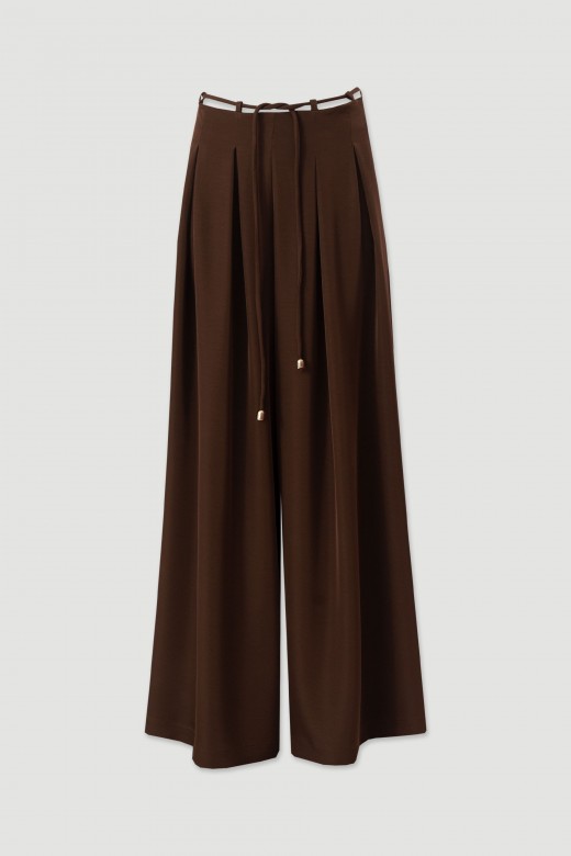 Wide leg trousers with pleats and slim belt Wide leg trousers with pleats and slim belt