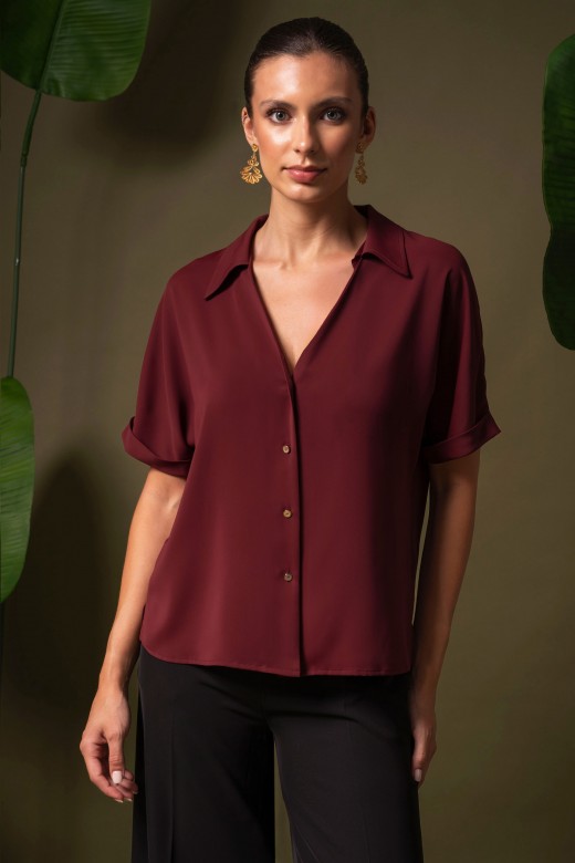 Blusa fluida con escote en v Blusa fluida con escote en v