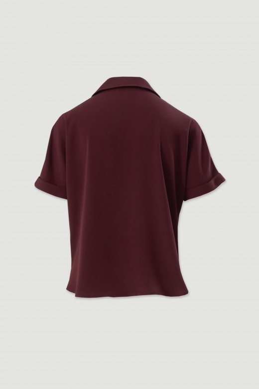 Blusa fluida con escote en v Blusa fluida con escote en v