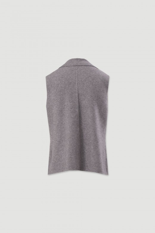 Gilet en maille avec col et poches plaquées Gilet en maille avec col et poches plaquées