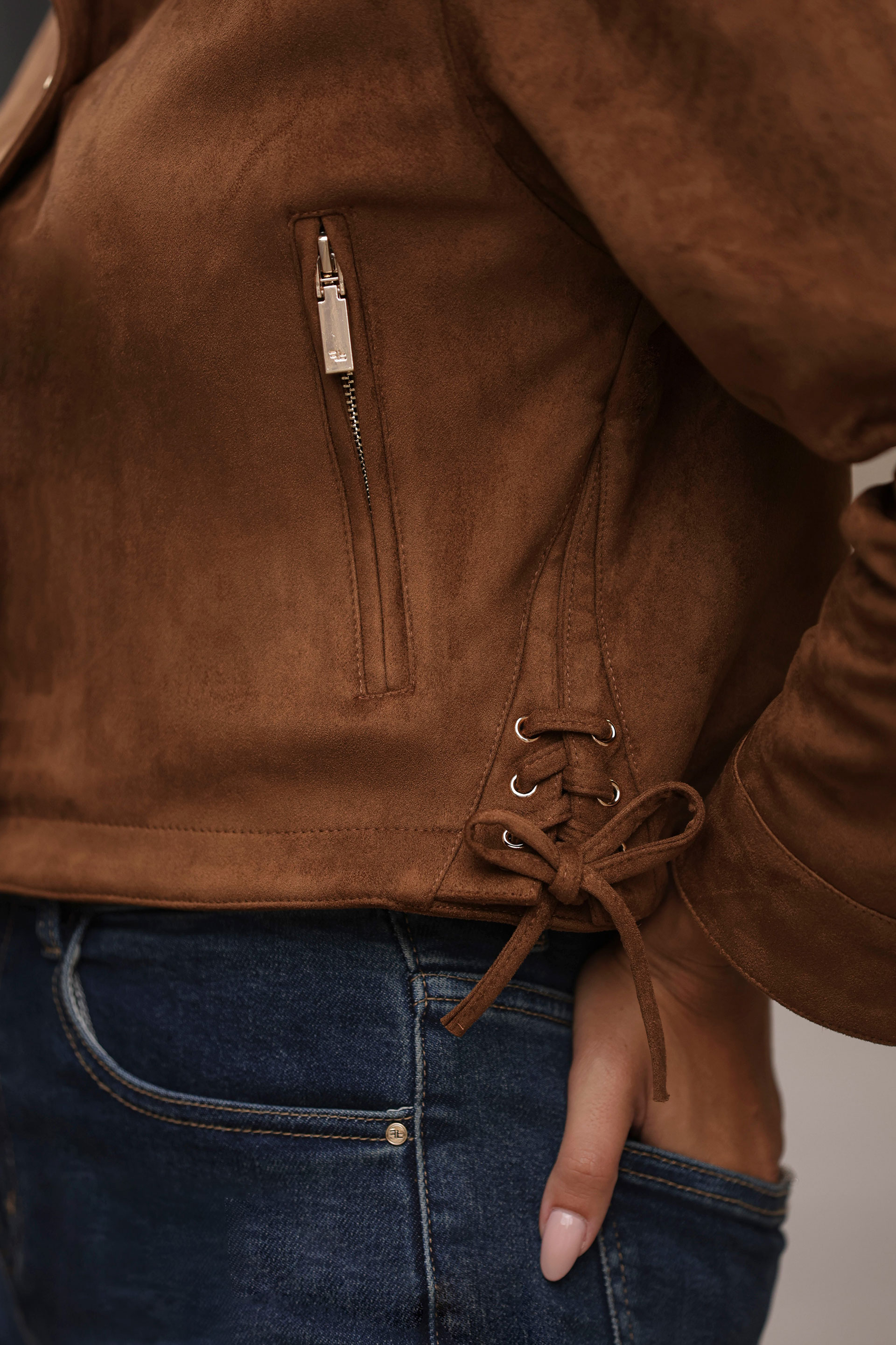 Chaqueta corta de ante