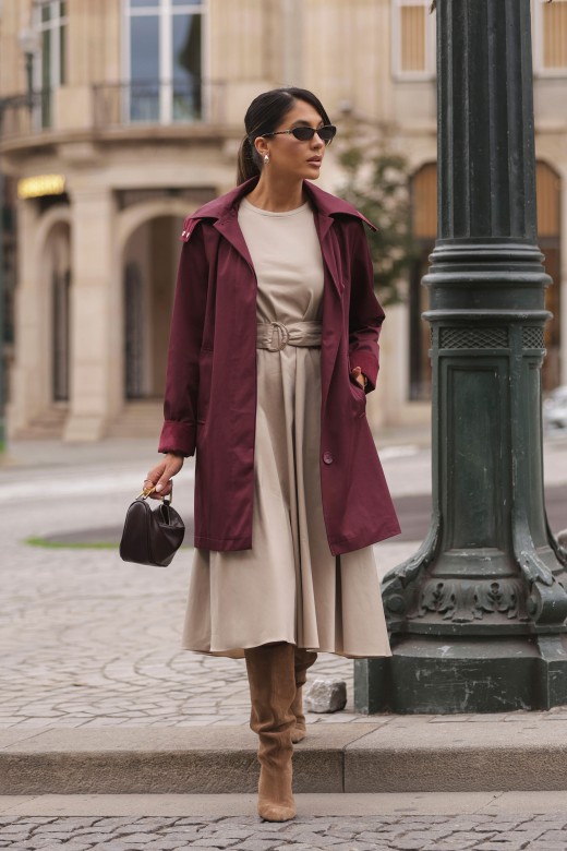 Parka midi imperme�vel com capuz