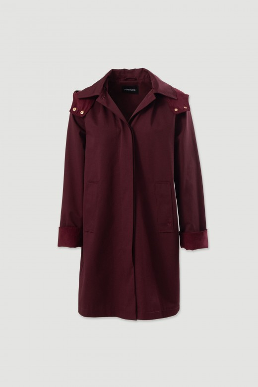 Parka midi imperme�vel com capuz