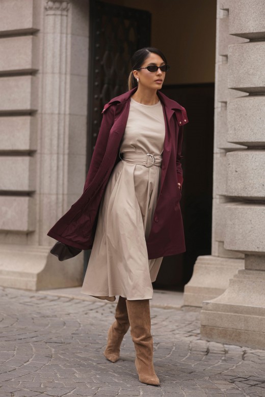 Vestido midi cintado com cinto de fivela Vestido midi cintado com cinto de fivela