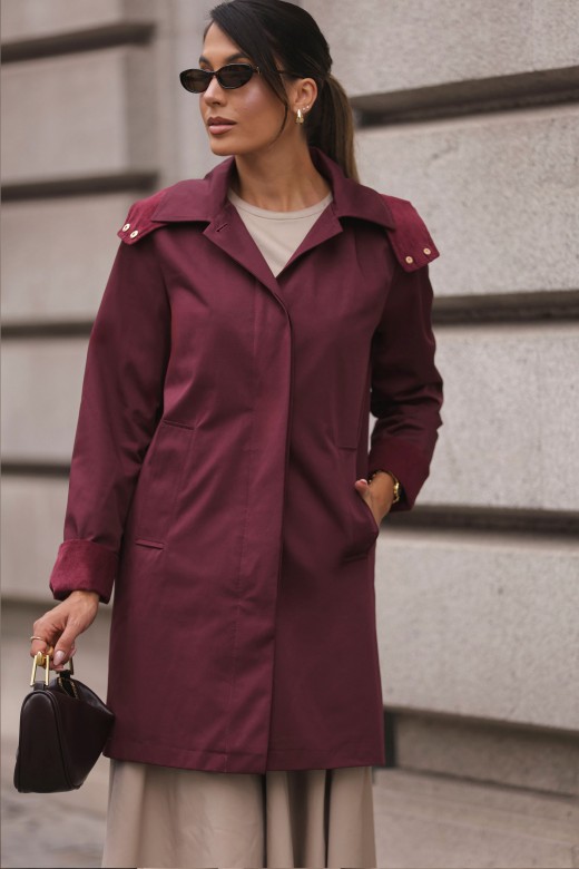 Parka midi imperme�vel com capuz
