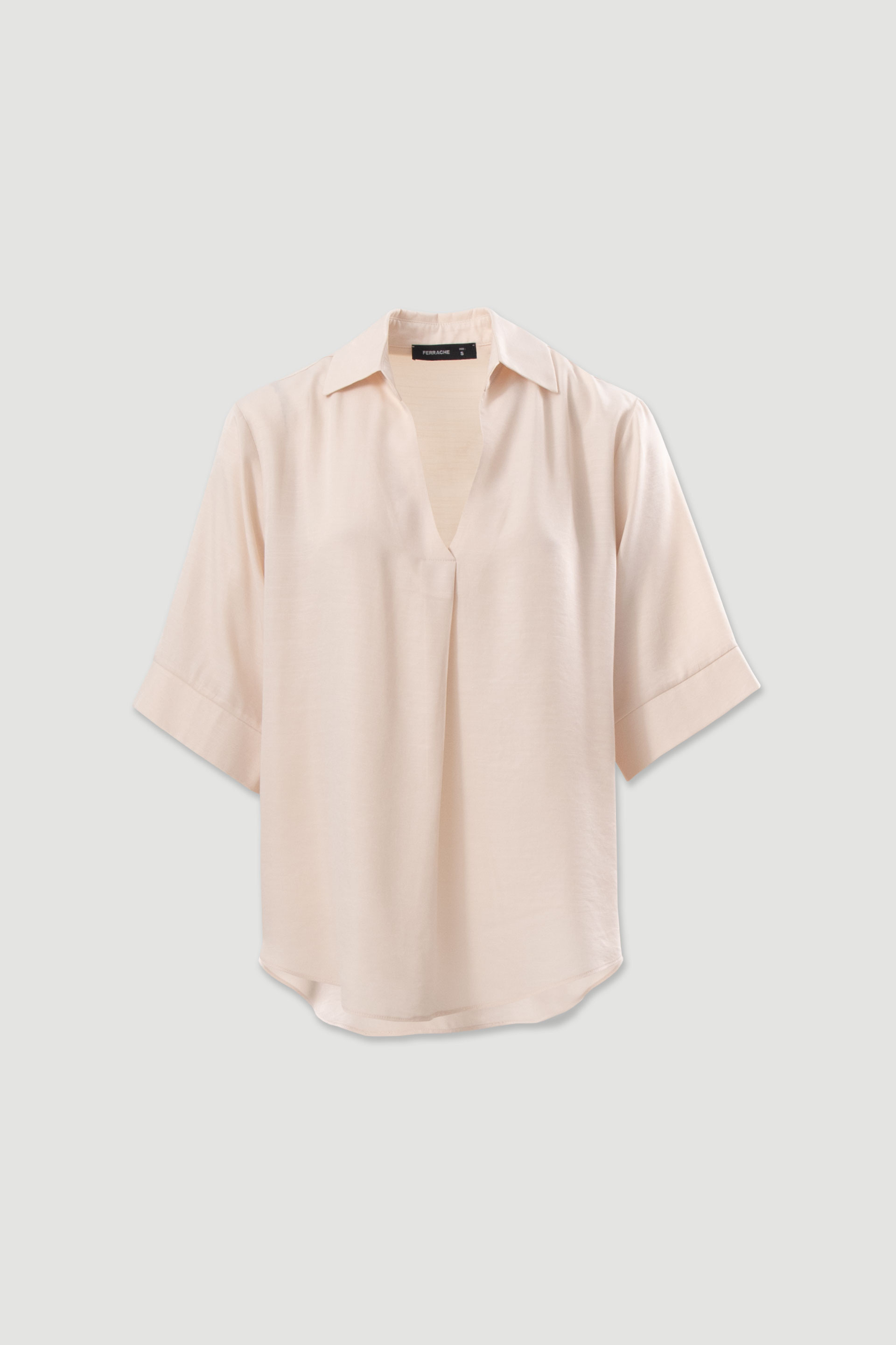 Fluid tunic with v-neckline