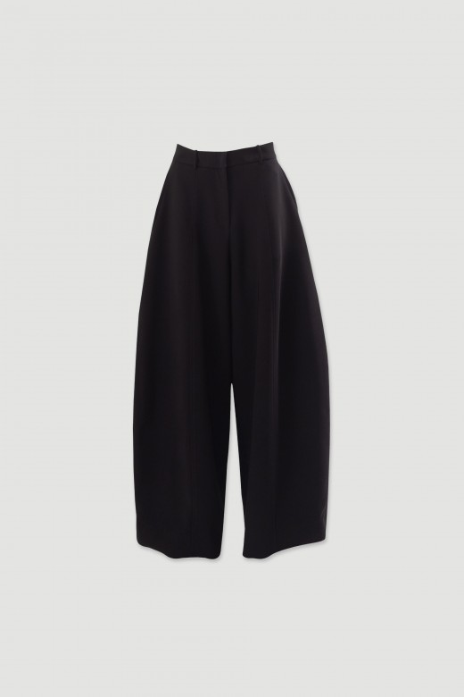 High-waisted balloon trousers High-waisted balloon trousers