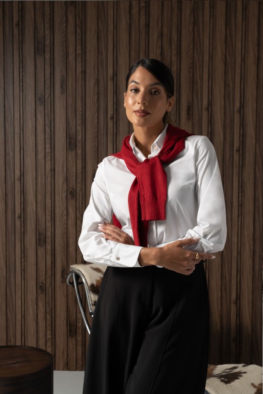 Fitted long-sleeve shirt Fitted long-sleeve shirt