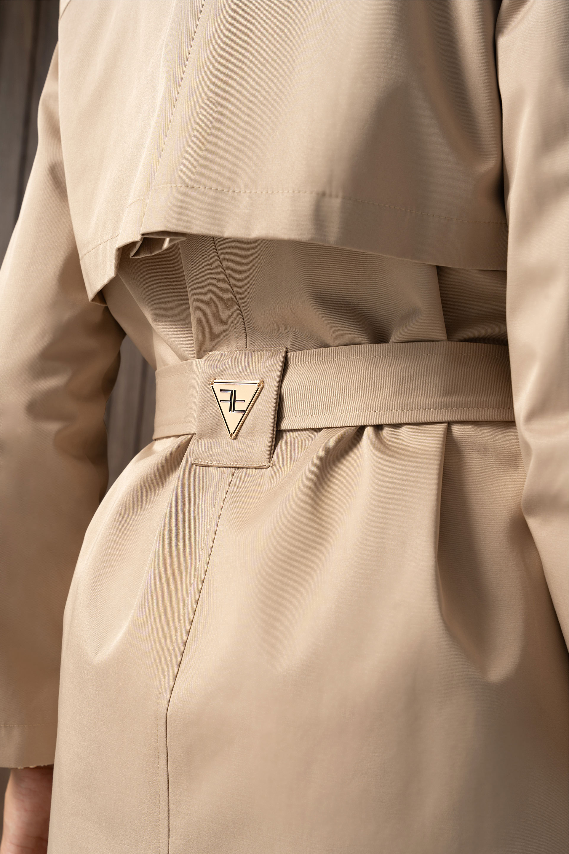 Matilde trench coat