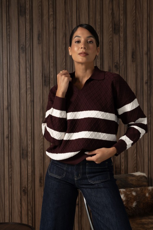 Knit polo with contrasting stripes Knit polo with contrasting stripes
