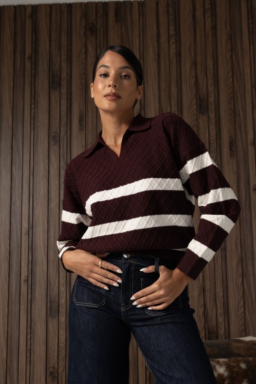 Knit polo with contrasting stripes Knit polo with contrasting stripes