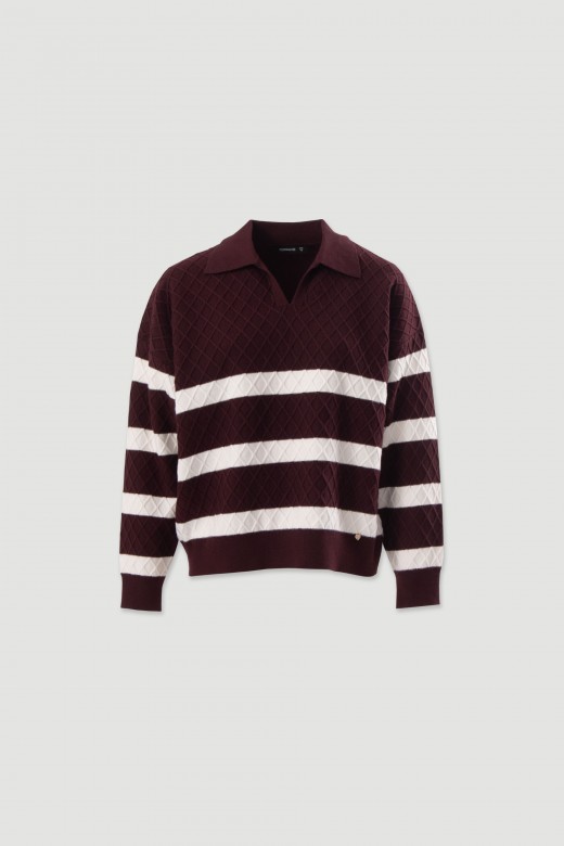 Knit polo with contrasting stripes Knit polo with contrasting stripes