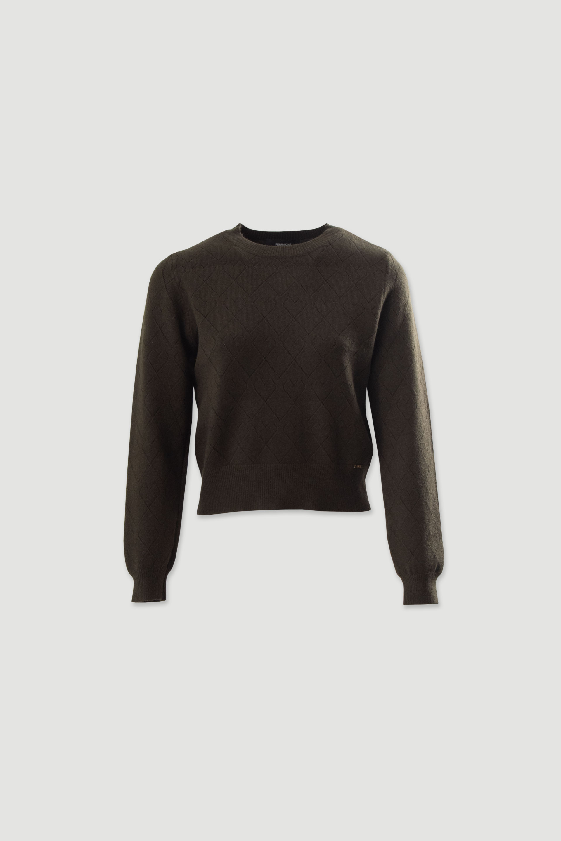 Diamond-pattern knit sweater