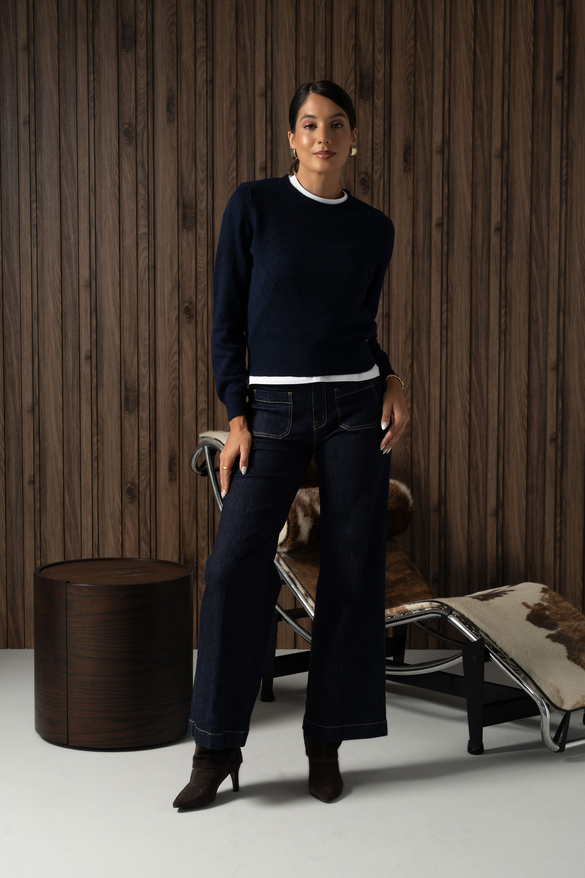 Wide leg jeans with patch pockets