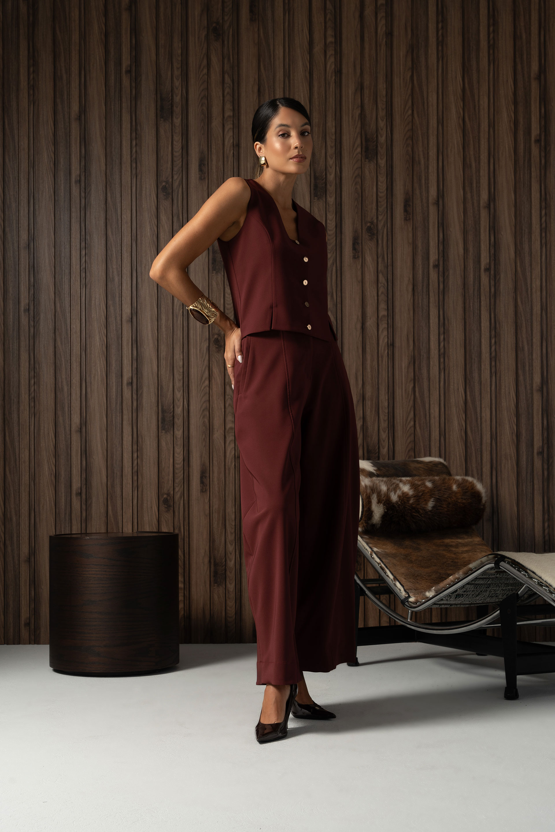 Fitted vest with v-neckline