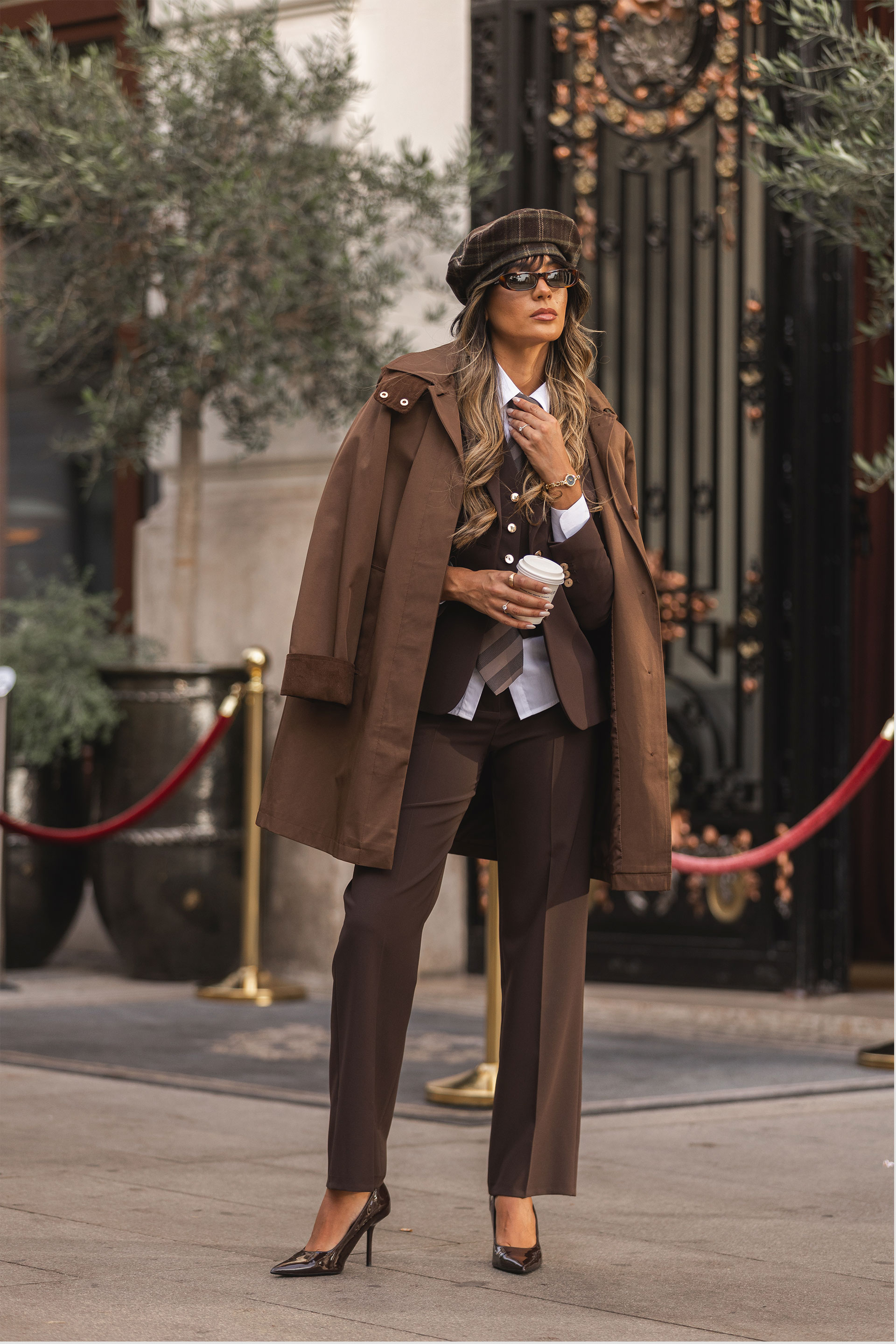 Classic straight-leg trousers LEONOR