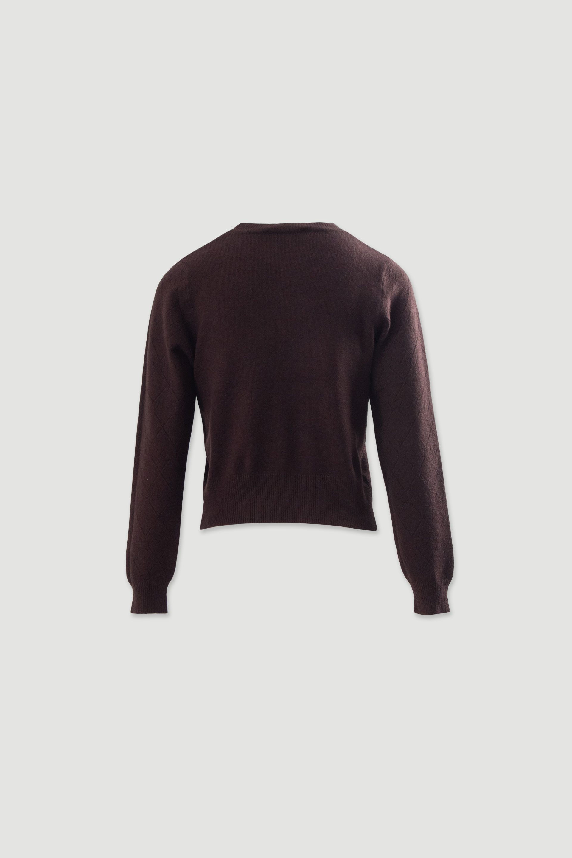 Diamond-pattern knit sweater