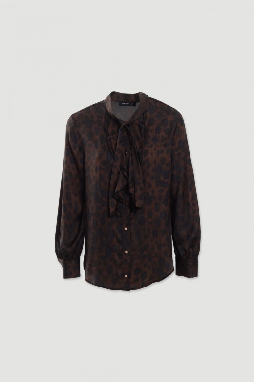 Blusa estampada com laçada no decote Blusa estampada com laçada no decote
