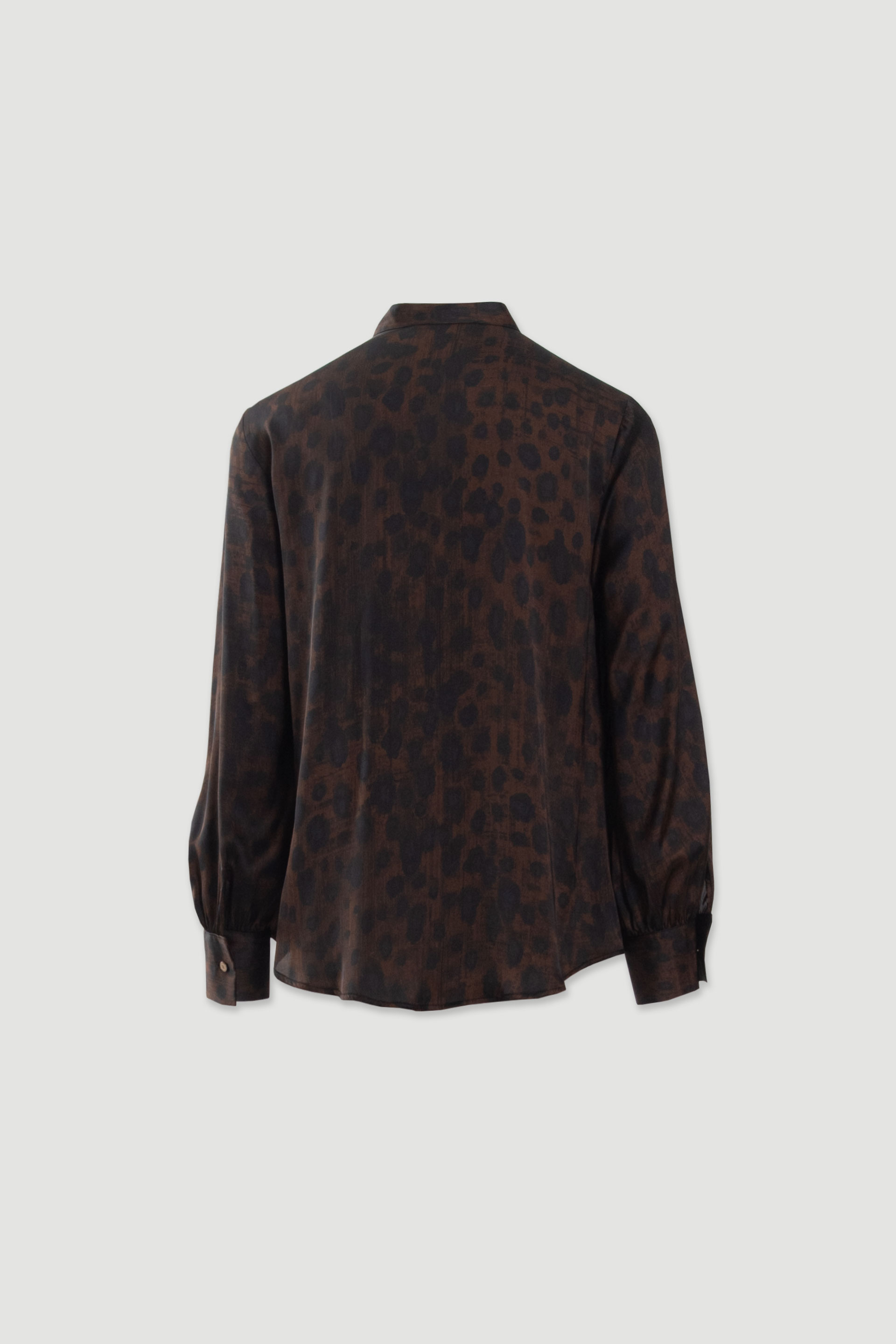 Blusa estampada com laçada no decote