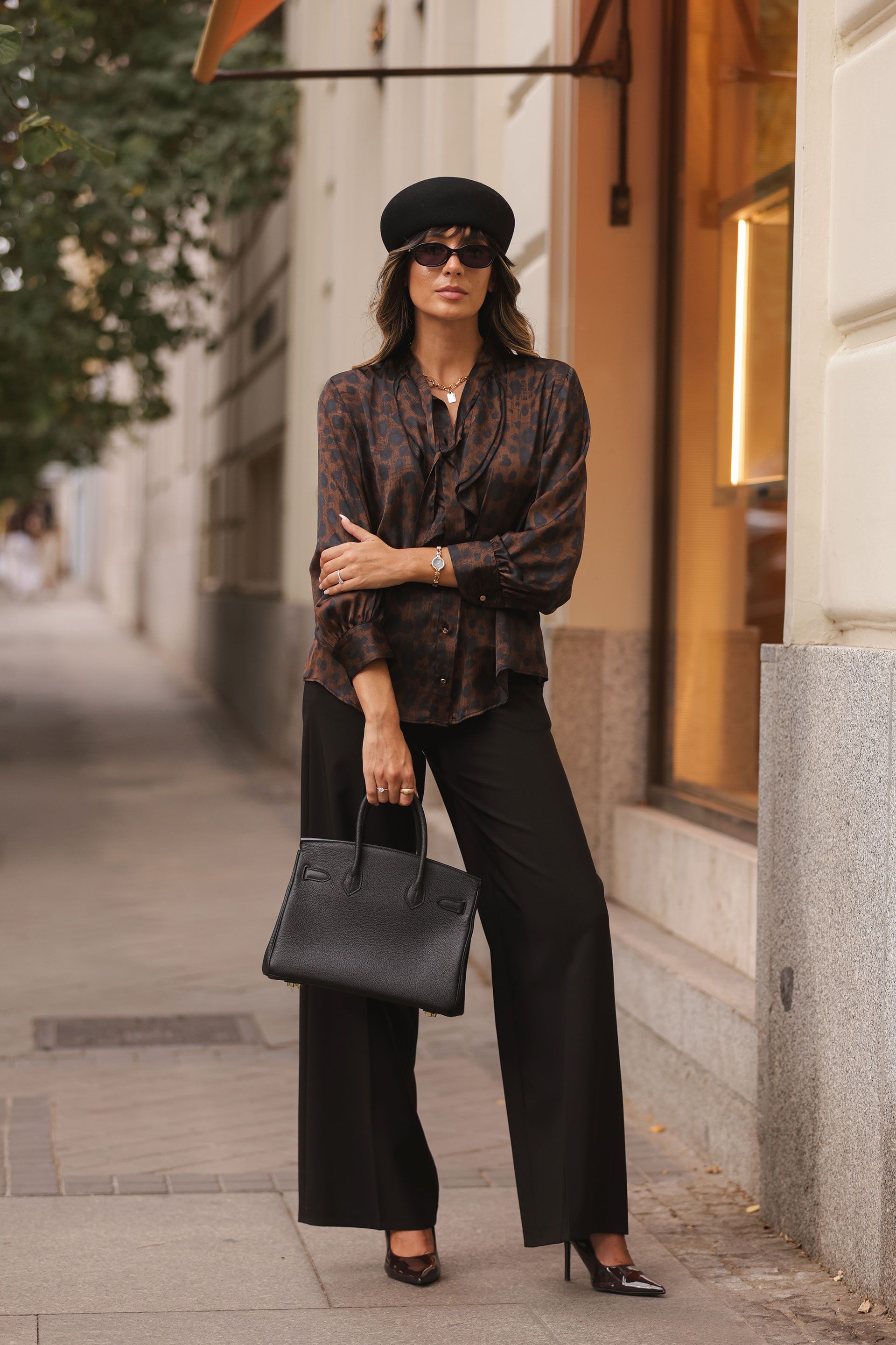 Wide leg trousers with metallic details