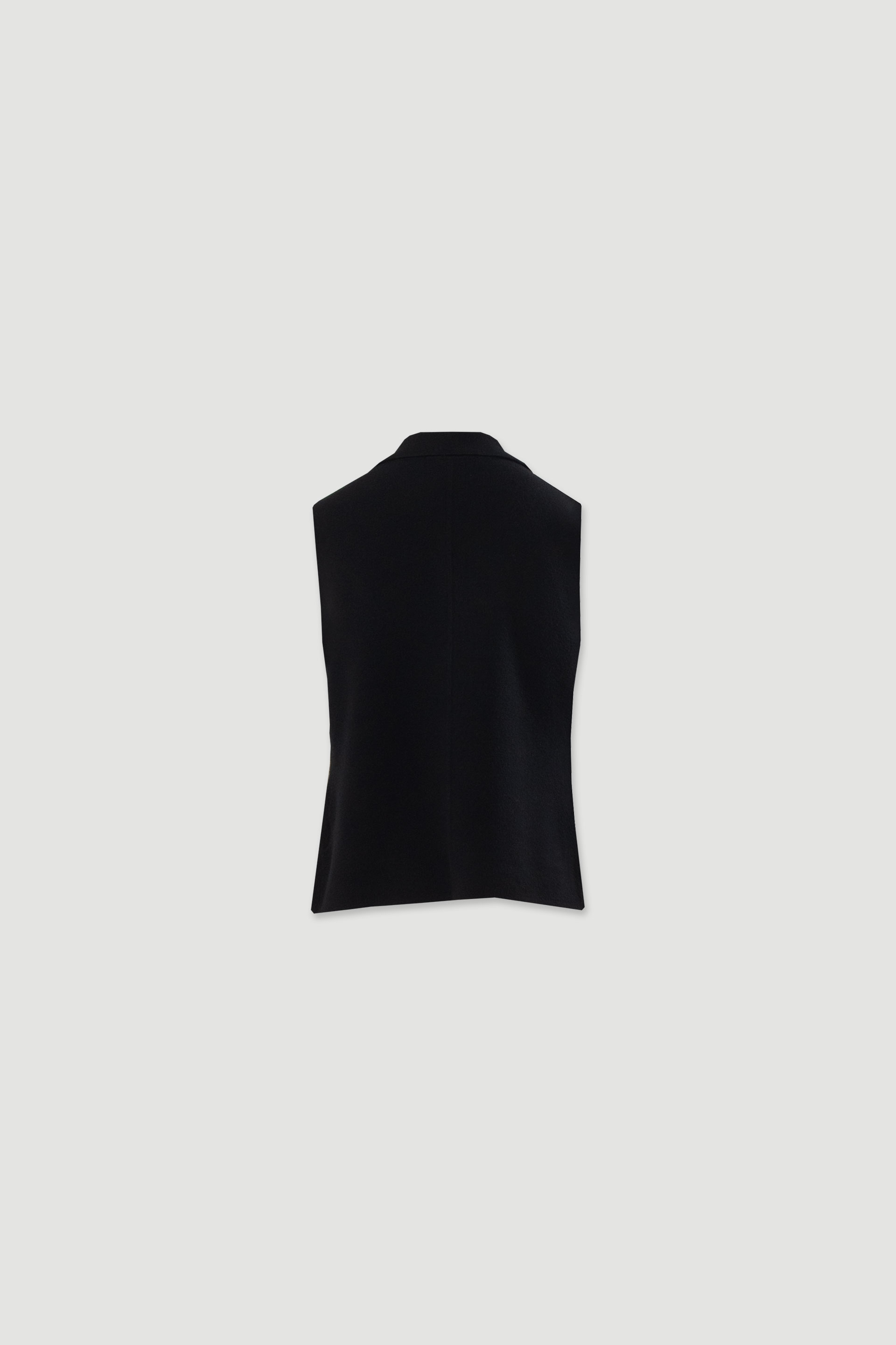 Knit vest with collar and patch pockets