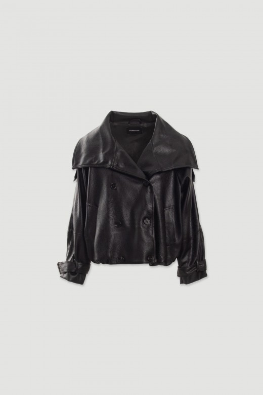 Blus�o efeito pele com gola vers�til
