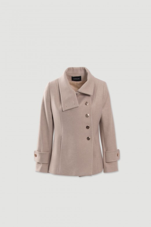 Short tailored coat with side fastening Short tailored coat with side fastening