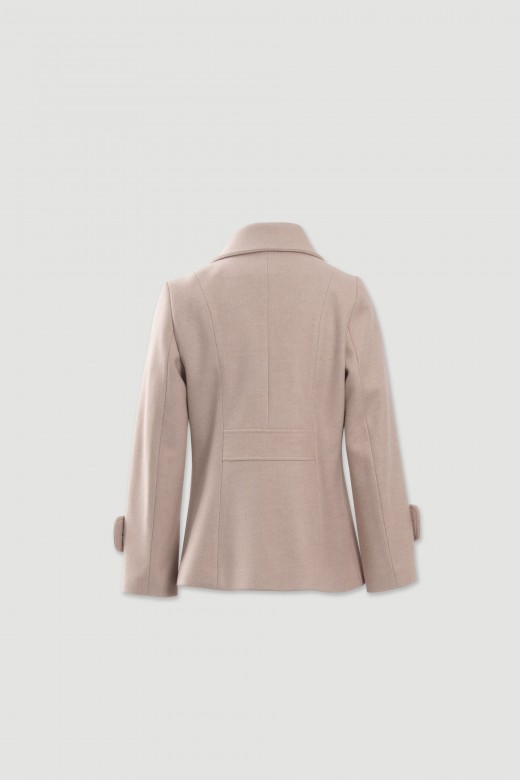 Short tailored coat with side fastening Short tailored coat with side fastening