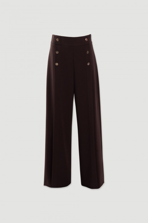 Calça wide leg com botões decorativos Calça wide leg com botões decorativos