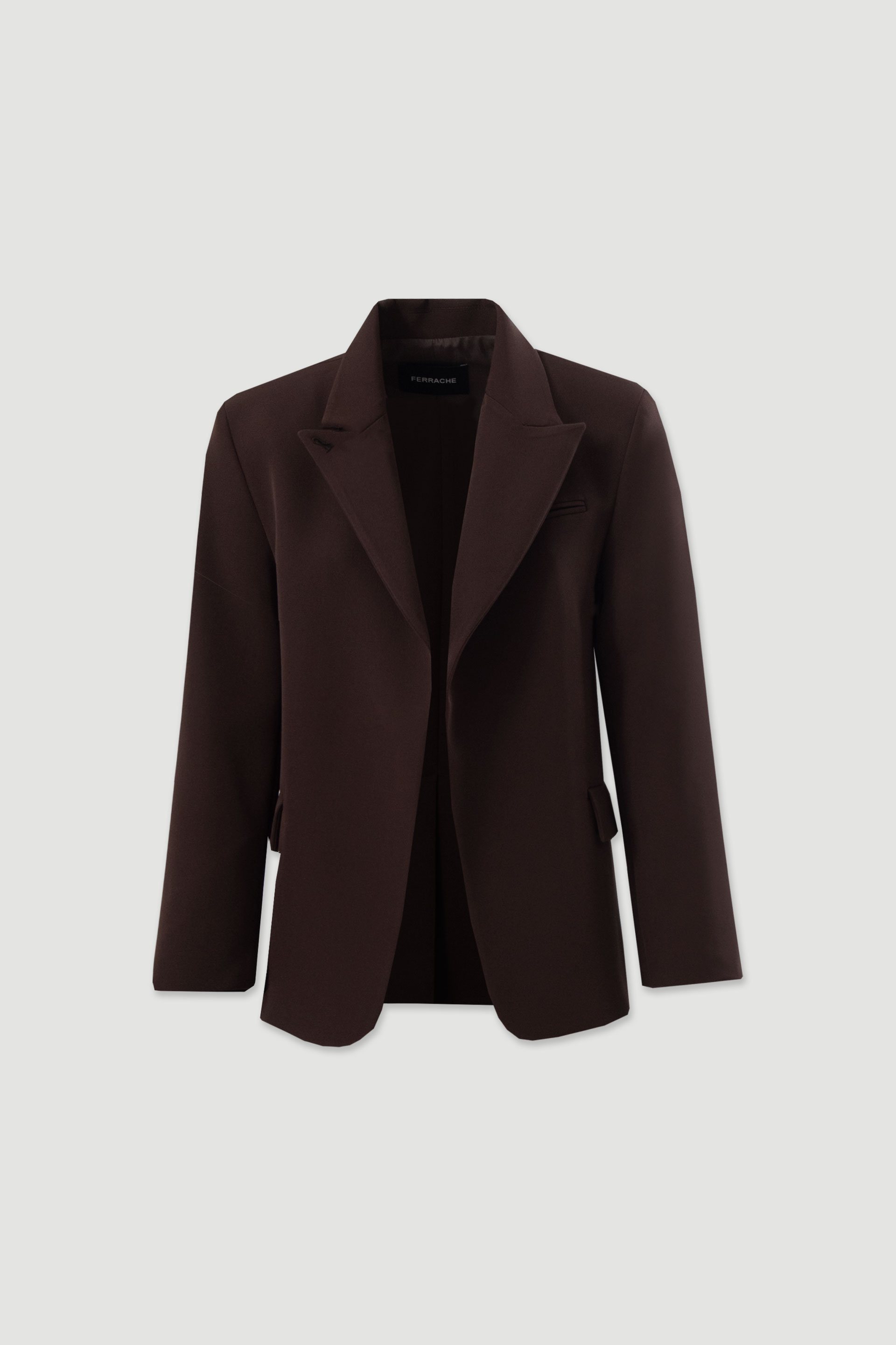 Blazer estruturado com gola versátil
