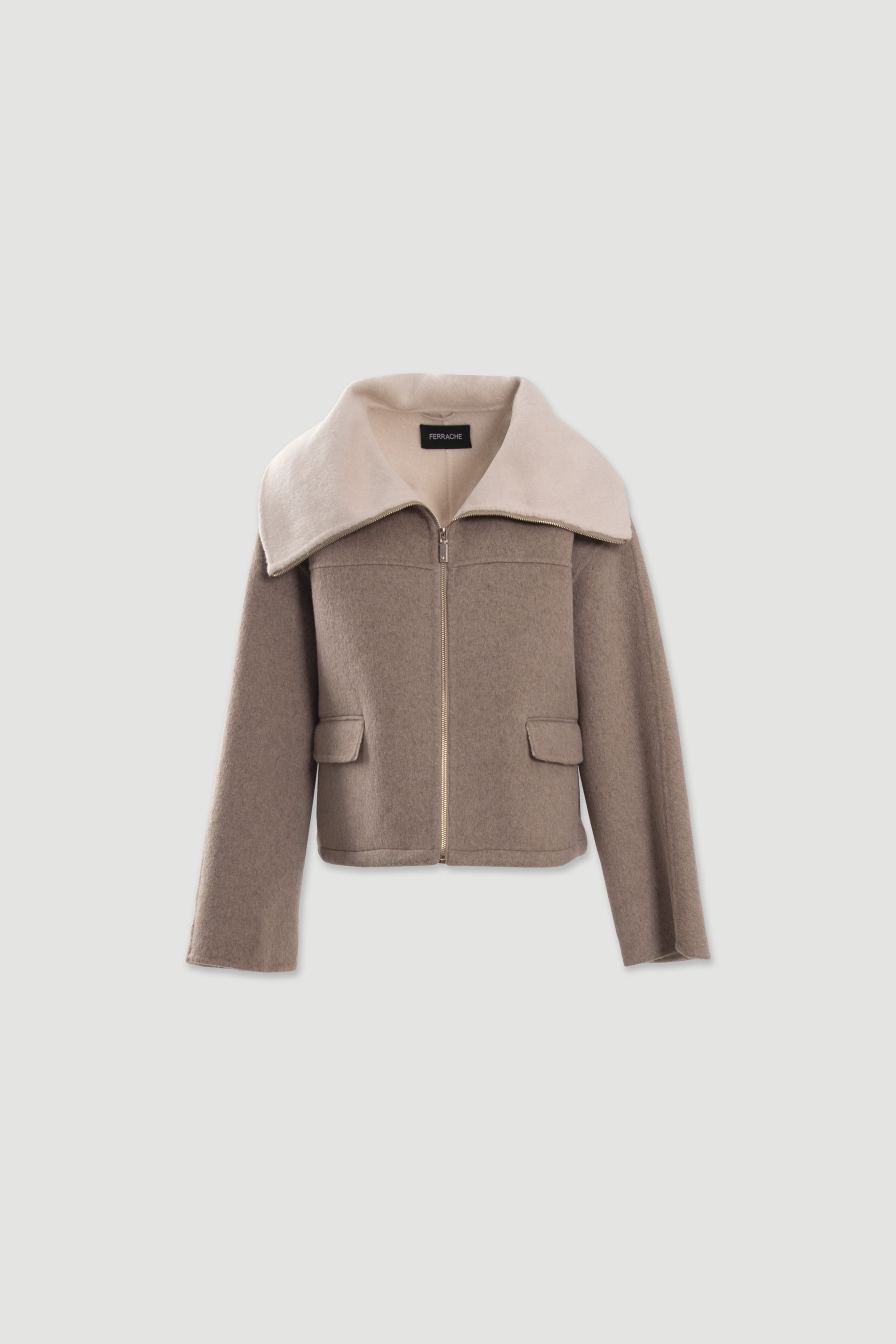 Veste courte en laine à col large