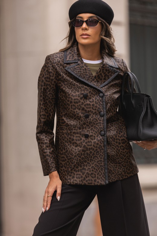 Casaco efeito pele animal print Casaco efeito pele animal print