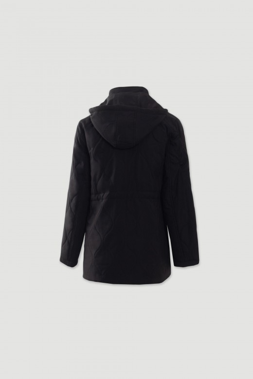 Parka acolchoada com capuz e cintura ajust�vel