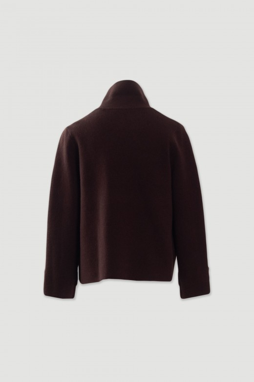 Chaqueta de punto estructurada con cuello amplio Chaqueta de punto estructurada con cuello amplio