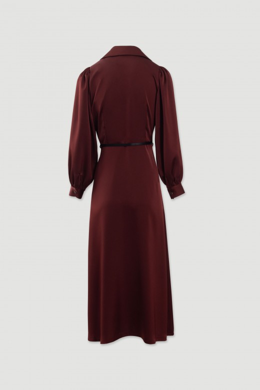 Vestido midi fluido con cintur�n