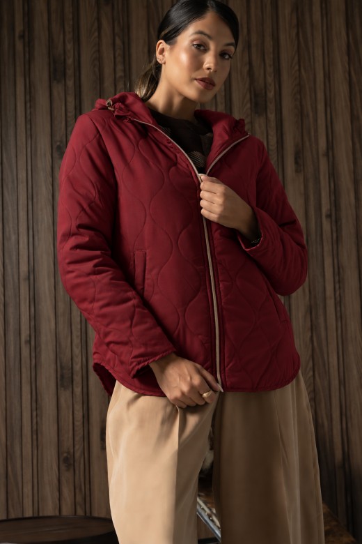 Parka revers�vel acolchoada com capuz