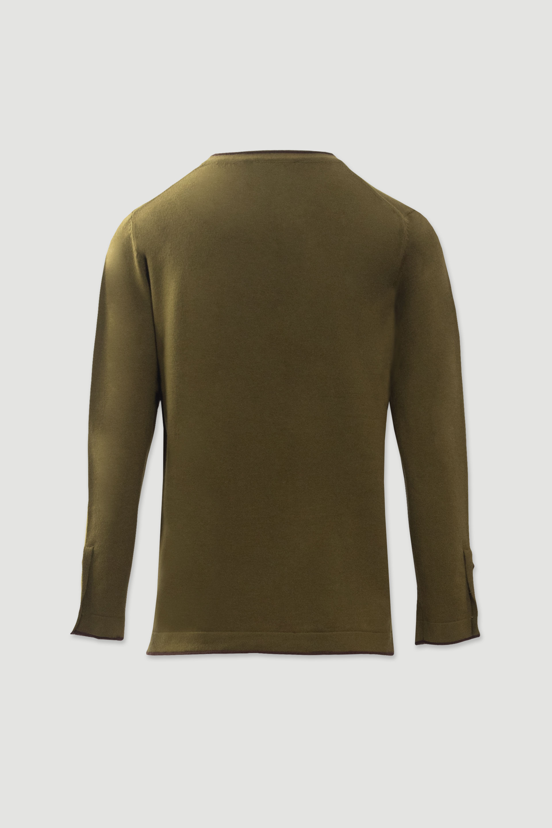 Knit sweater with contrast trim