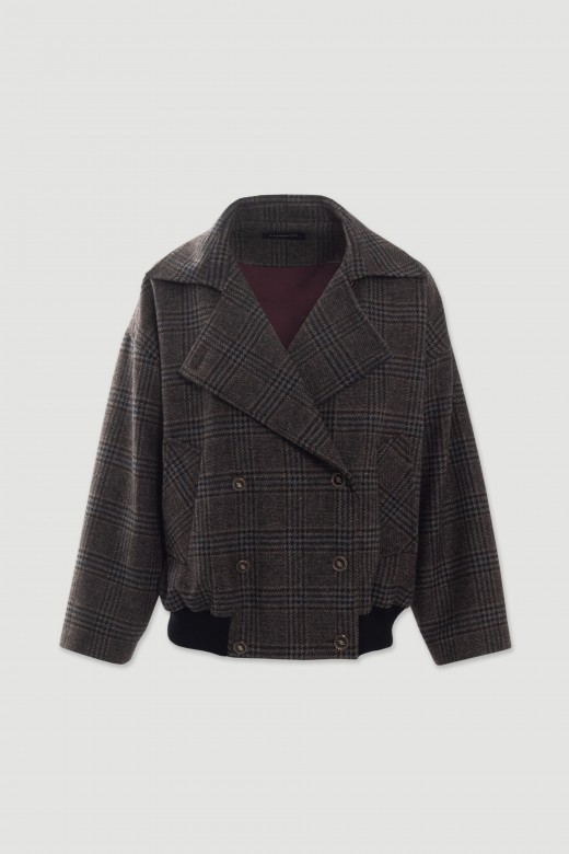 Short checked double-breasted coat Short checked double-breasted coat