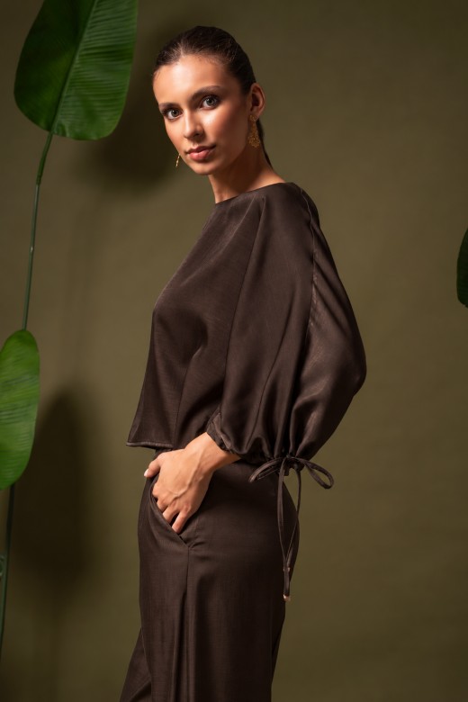 Fluid tunic with balloon sleeves Fluid tunic with balloon sleeves
