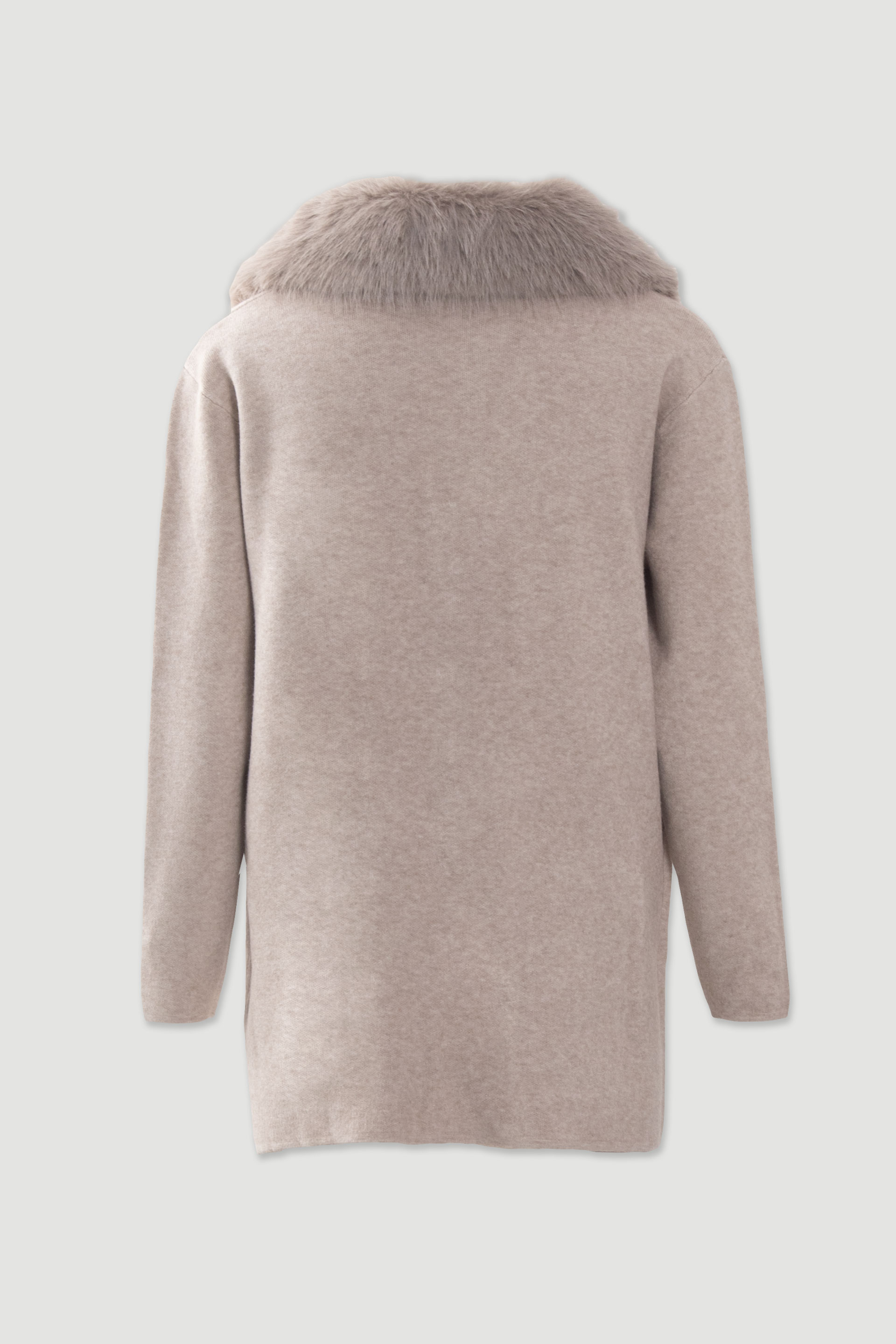 Manteau en maille avec col en fourrure amovible