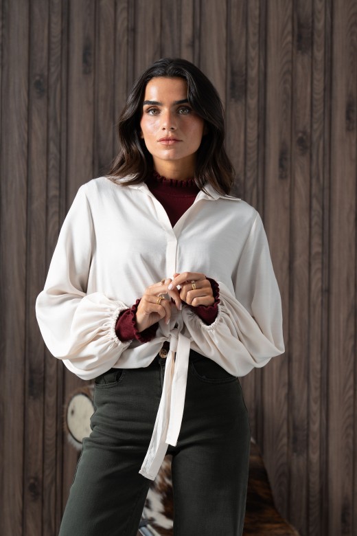 Fluid blouse with front tie Fluid blouse with front tie