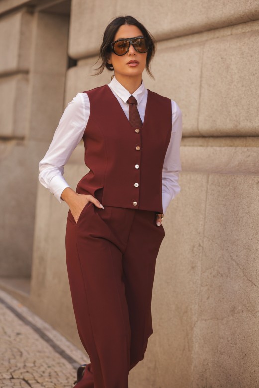 Fitted vest with V-neckline Fitted vest with V-neckline