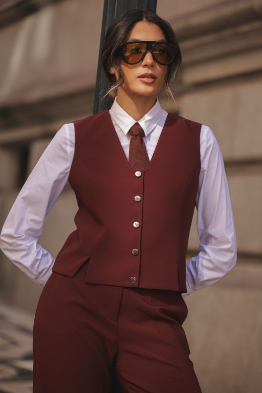 Fitted vest with V-neckline Fitted vest with V-neckline
